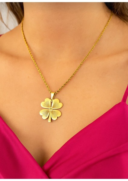 1.sınıf Çelik Kararma Yapmaz Büyük Yonca Kolye