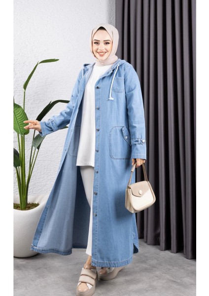 Kadın Cepli Düğmeli Kapüşonlu Denim Kot Trençkot