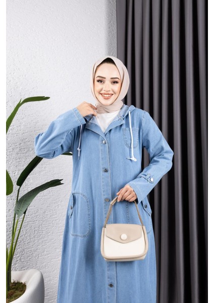 Kadın Cepli Düğmeli Kapüşonlu Denim Kot Trençkot
