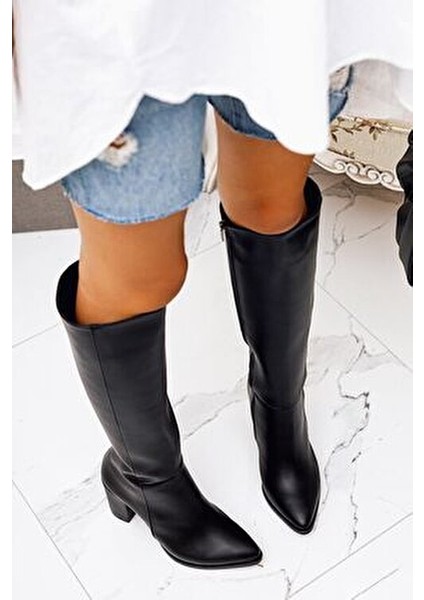 Tatum Siyah Sivri Burunlu Orta Topuklu Çizme indirimleri