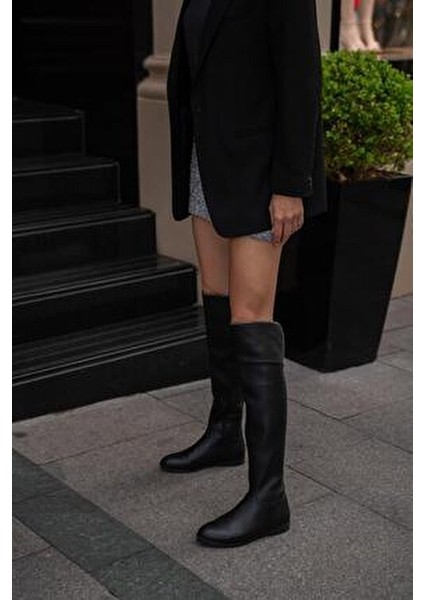 Siyah Kadın Taş Detaylı Uzun Deri Kadın Çizme