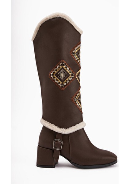 Hilka Kahve Çıkarılabilir Konçlu Etnik Desenli Bot-Çizme