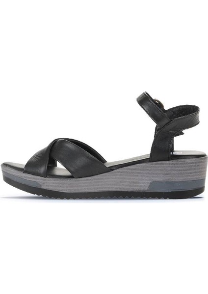 Siyah Deri Kadın Dolgu Topuklu Sandalet 01WL3303 01WL3303 fırsatları