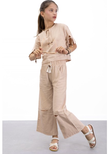 Bej Boyundan Bağlamalı Tişörtlü Kız Çocuk Pantolonlu 2li Takım 21187 fırsatları