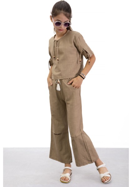 Kahve Boyundan Bağlamalı Tişörtlü Kız Çocuk Pantolonlu 2li Takım 21188 modelleri