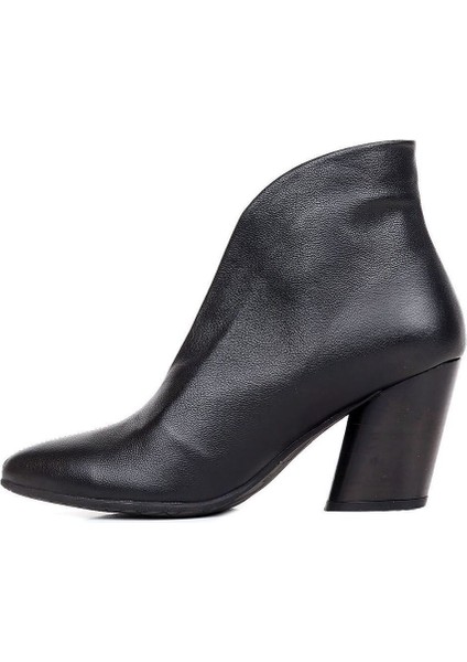 Siyah Deri Kadın Topuklu Bot 01WR1404 01WR1404 modelleri