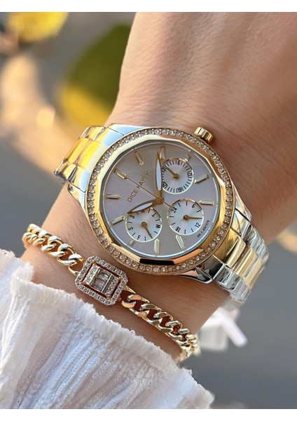 2 Yıl Garantili Çelik Kasa ve Kordon 5 Atm Suya Dayanıklı Kadın Kol Saati+Bileklik AA.001