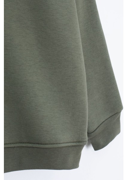 Haki Yazı Nakışlı Bisiklet Yaka Erkek Çocuk Şardonlu Sweatshirt 23248 fırsatları