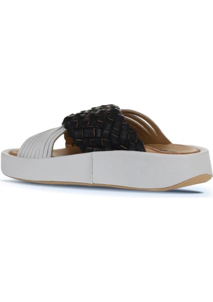 Siyah Beyaz Deri Kadın Düz Terlik 01WU4624 01WU4624 indirimleri