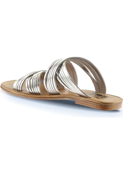 Bej Parlak Deri Kadın Düz Terlik 01WU3422 01WU3422 indirimleri