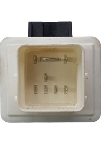 Isıtıcı Kutu Rölesi Renault Megane 4 1.5 Dci K9K 110679886R Mais modelleri