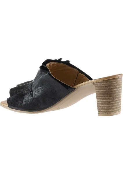 Siyah Deri Kadın Topuklu Terlik 01WN4001 01WN4001 indirimleri