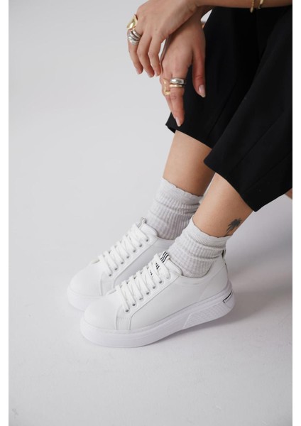 Günlük Kadın Sneaker | Kalın Taban & Şerit Detaylı