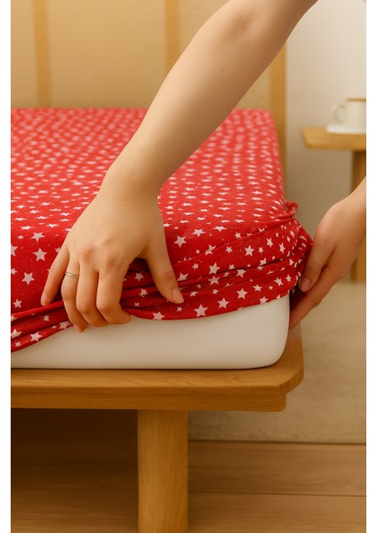 Tek Kişilik Lastikli Çarşaf 100 cm x 200 cm Pamuk Çarşaf-Kırmızı Yıldız