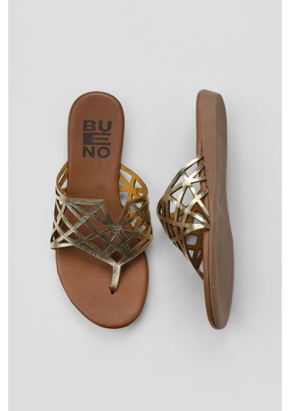 Sarı Parlak Deri Kadın Parmak Arası Terlik 01WU7460 01WU7460