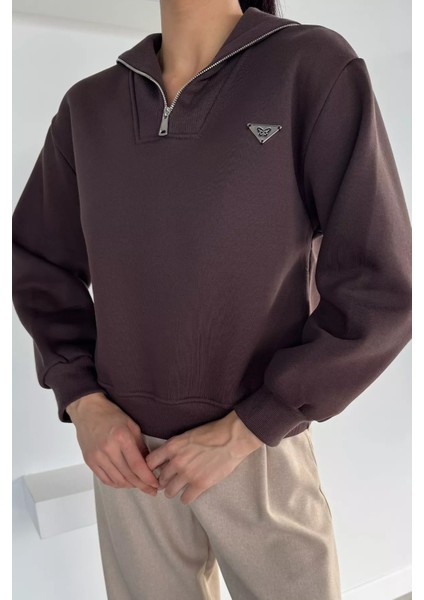 Kadın Yarım Fermuarlı Metal Aksesuarlı Şardonlu Sweatshirt P-00018601 fiyatları