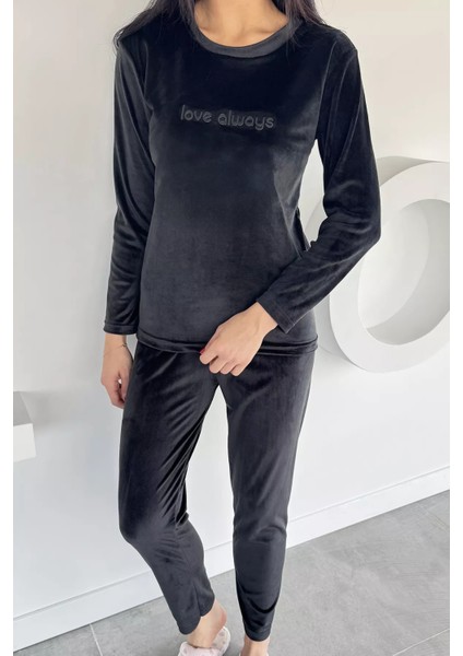 Kadın Baskılı Kadife Sweat Pantolon Ikili Takım P-00018488 modelleri