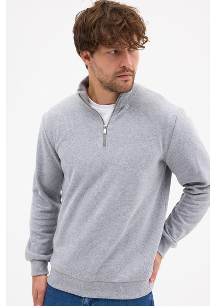 Erkek Gri Standart Fit Normal Kesim Pamuklu Yarım Fermuarlı Dik Yaka Pamuklu Sweatshirt modelleri