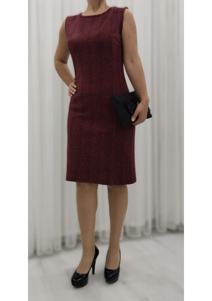 Bordo Zigzag Desenli Likralı Yünlü Jakarlı Önden Kuplu Düz Dar Elbise fiyatları