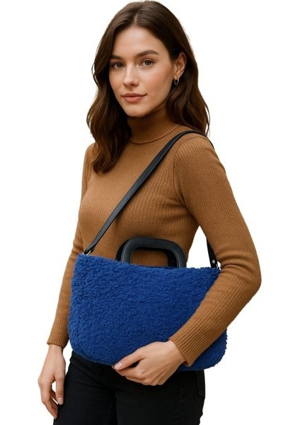 0744 El Örgüsü Puffy Ip Kadın Omuz Çantası / 22 cm x 39 cm