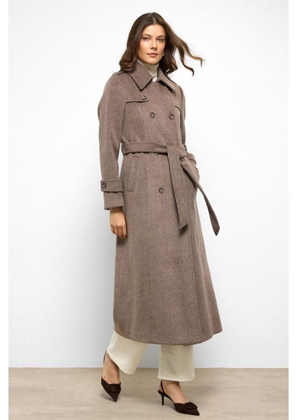 Pelerin Detaylı Kruvaze Uzun Boy Kaban Latte 3087