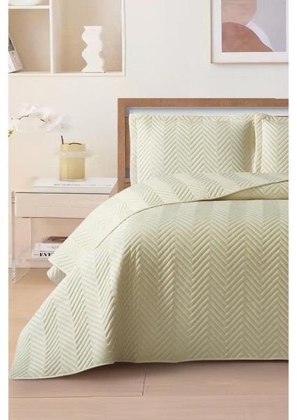 Malta Çift Kişilik Lüks Kadife 240X260 cm Yatak Örtüsü Krem