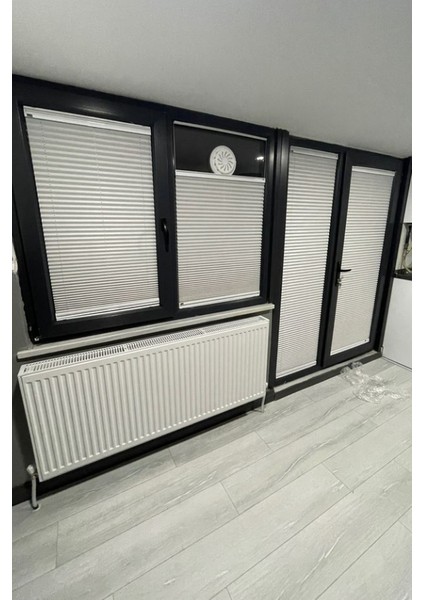 Gri Katlanabilir Plise Perde, Cam Balkon Perdeleri, Ofis Perdeleri, Pvc Pencere Perdeleri fırsatları