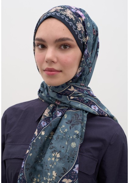 Berthe Desen Şal Lacivert fırsatları