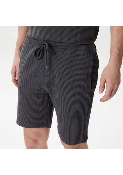 Erkek Gri Standart Fit Şort fırsatları