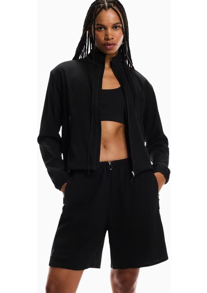 Track Shorts Ultra Hafif Kadın Şort Esnek Bel ve Ayarlanabilir Fit modelleri