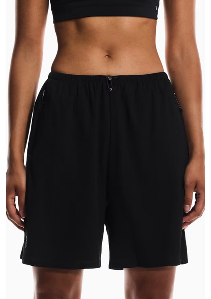 Track Shorts Ultra Hafif Kadın Şort Esnek Bel ve Ayarlanabilir Fit fırsatları