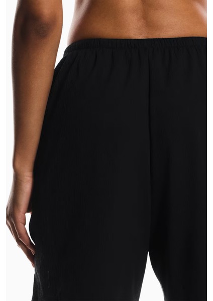 Track Shorts Ultra Hafif Kadın Şort Esnek Bel ve Ayarlanabilir Fit indirimleri