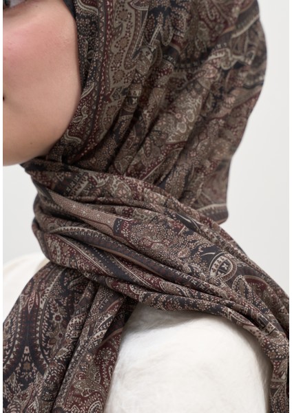 Slyvıe Desen Şal Acı Kahve fırsatları