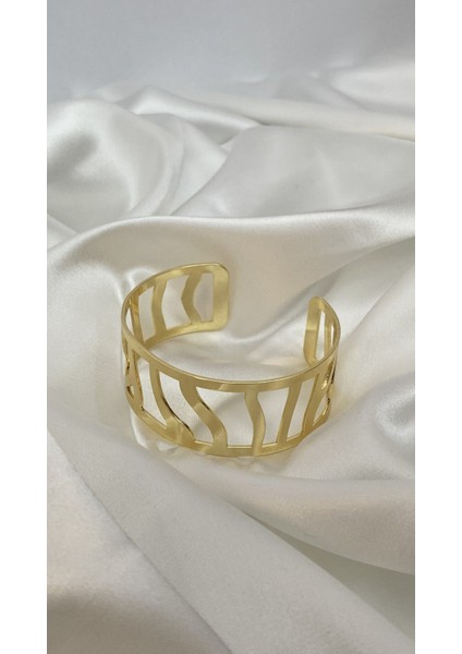 Kesik Desen Manşet Bilezik