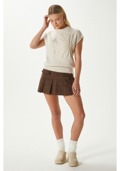 Roman Süzene Detay Krem Triko Süveter modelleri