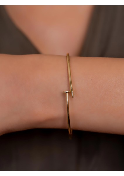 14 Ayar Altın Zarif Çivi Kelepçe Bilezik