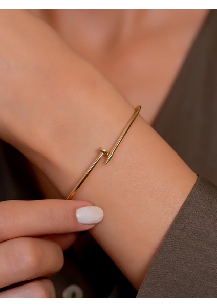 14 Ayar Altın Zarif Çivi Kelepçe Bilezik fiyatları