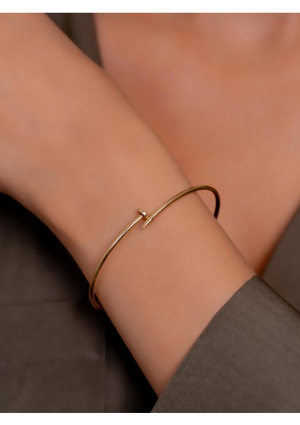 14 Ayar Altın Zarif Çivi Kelepçe Bilezik modelleri