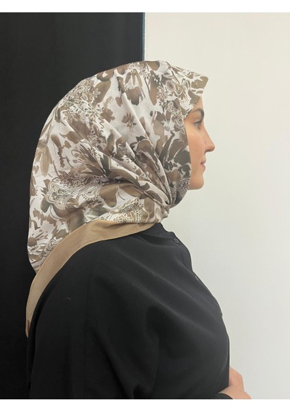 Flora Canlı Çiçek Desenli Eşarp fiyatları