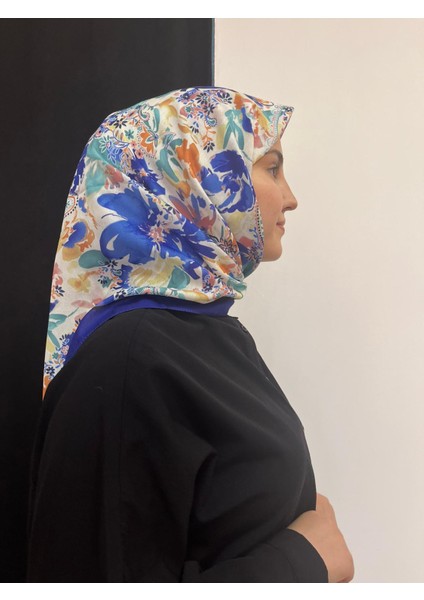 Flora Canlı Çiçek Desenli Eşarp fiyatları
