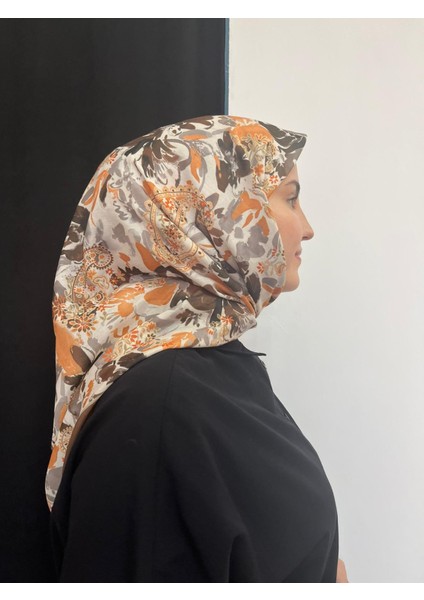 Flora Canlı Çiçek Desenli Eşarp fiyatları