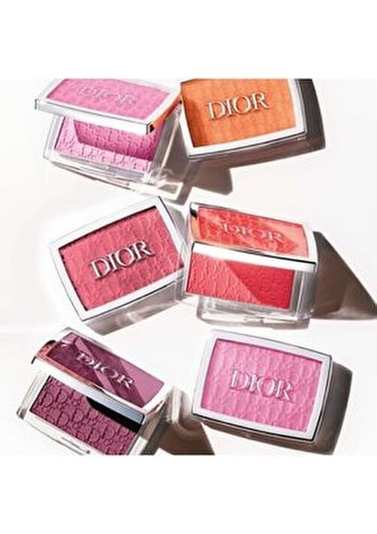 Backstage Rosy Glow Allık 062 Bronzed Glow Doğal Görünüm ve Yüksek Pigmentasyon 4,40 gr indirimleri