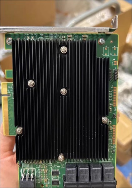 Lsi Sas 9300-16I It Mode 12GB/S Sata+Sas Hba Host Bus Adaptör Kartı 03-25600-01B Için Kullanılır %100 Test Edilmiştir (Yurt Dışından) indirimleri