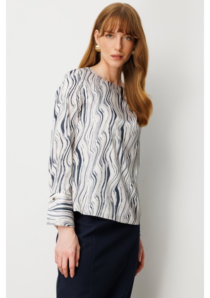 Kadın Omzu Metal Broşlu Desenli Bluz 3015 Siyah fiyatları