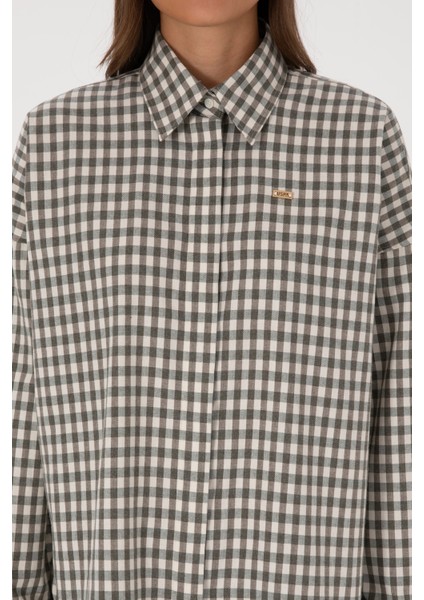 Kadın Koyu Yeşil Gömlek Desenli 50316679-VR079