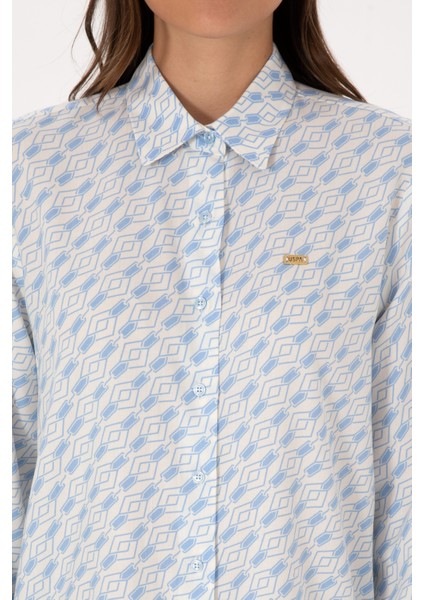 Kadın Açık Mavi Gömlek Desenli 50316370-VR003