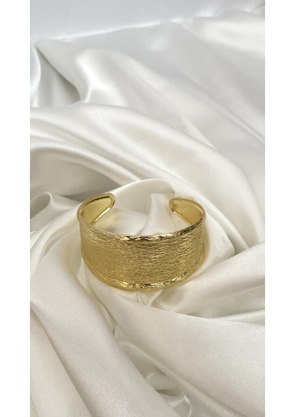 Dövme Dokulu Manşet Bilezik