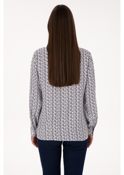 Kadın Beyaz Gömlek Desenli 50316415-VR013 indirimleri