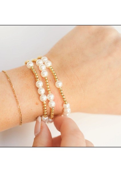 Şıklığınızı Tamamlayacak 4'lü Incili Boncuk Bileklik Seti