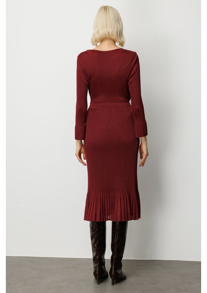 Kadın Etek Ucu Piliseli Midi Etek 3915 Bordo fırsatları
